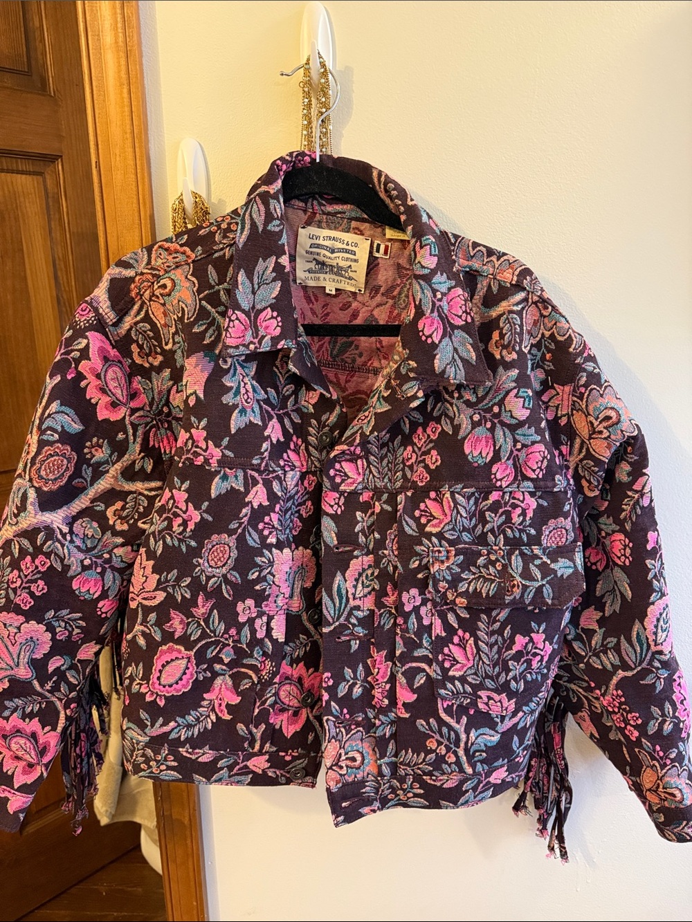 Levi's Made & Crafted Jacquard Floral Fringe Trucker Jacket - Picture 3 of 5